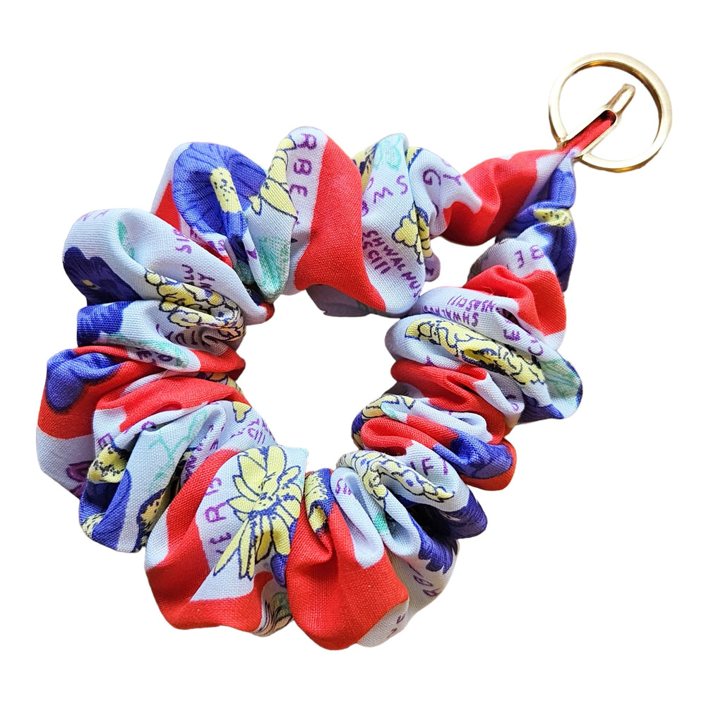 gerbera | scrunchie keychain wristlet