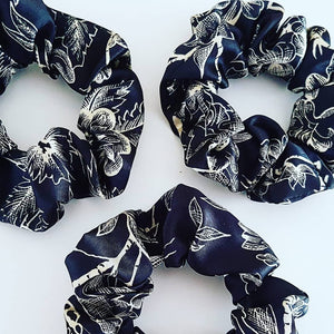 medusa | scrunchie